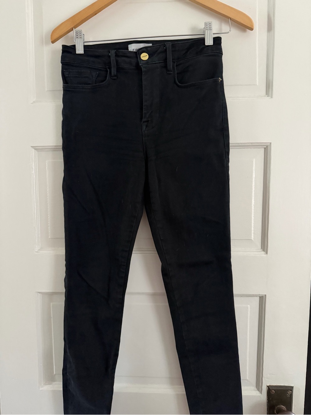 Frame Black Women's Skinny Jeans- Le One Skinny- fits 0-6